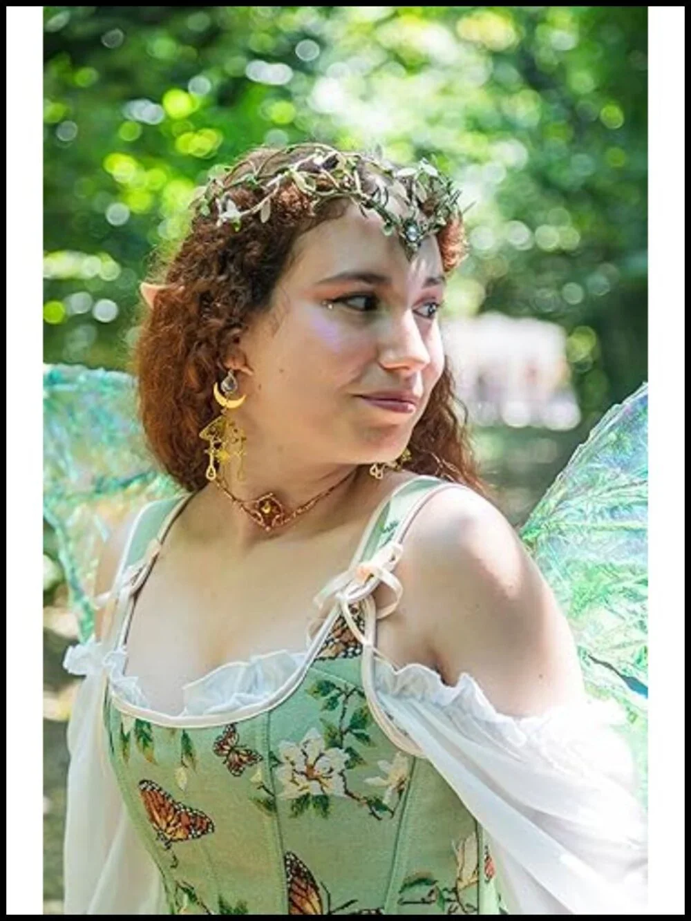 N/A embrace woodland